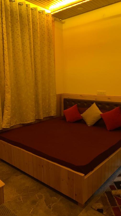 Tulip Flowing River View Hotel. Shamshi Bagian luar foto
